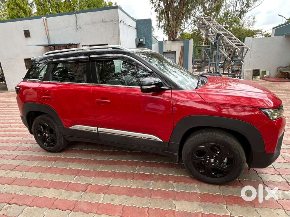 2025 Maruti Brezza Zxi 1.5 Km Driven8400