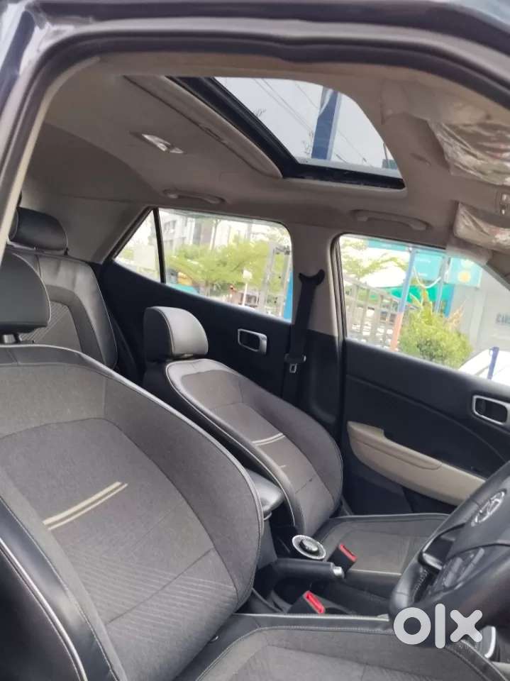 Hyundai Venue Sx (o) Mt 1.0 Turbo Dual Tone, 2020, Petrol