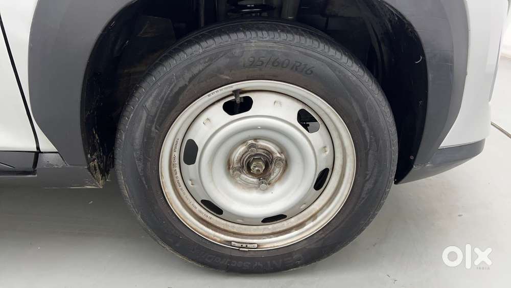 Nissan Magnite 1.0 Xe, 2022, Petrol
