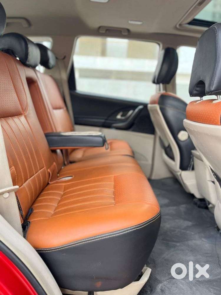 Mahindra Xuv500 2.2 W10, 2016, Diesel