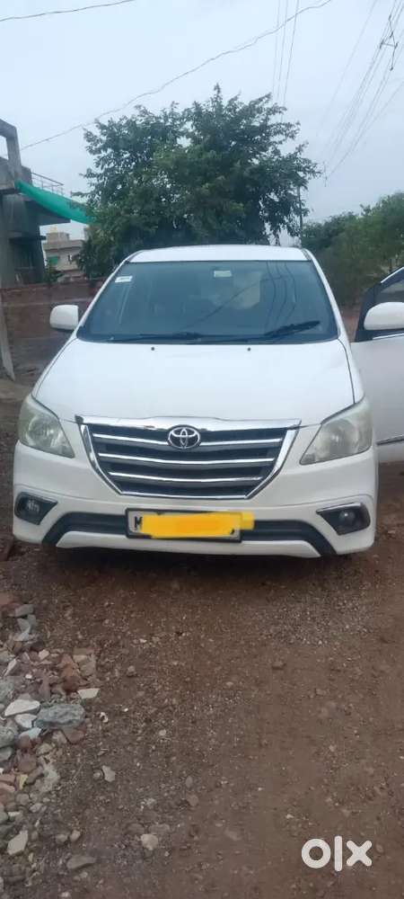 Toyota Innova 2011 Diesel 251000 Km Driven