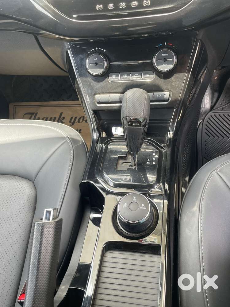 Tata Nexon Xza+ Automatic Petrol - Dark Edition