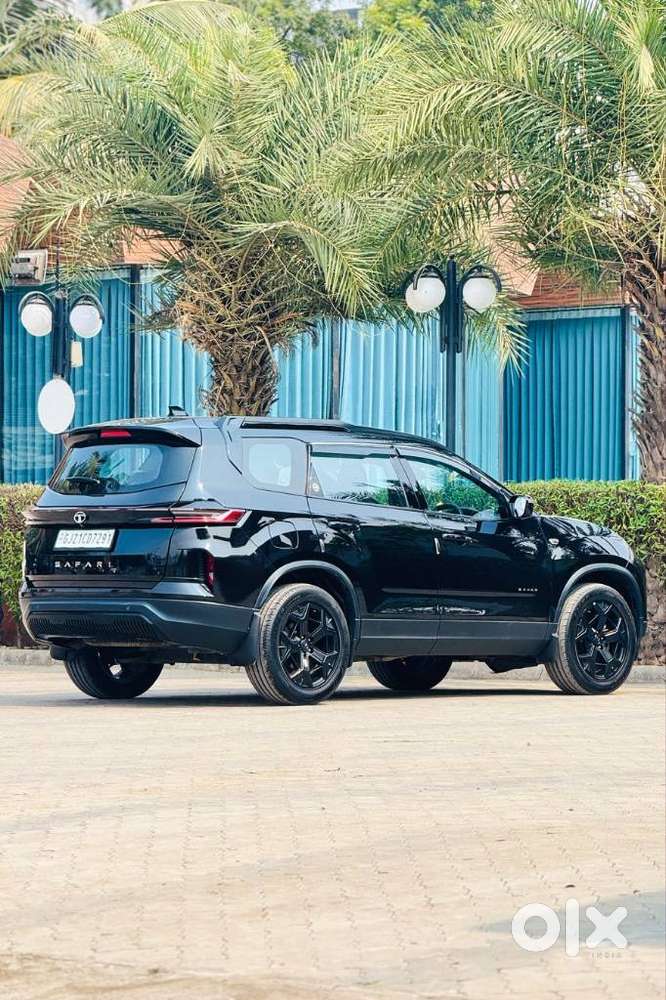 Tata Safari Adventure Plus Dark Edition, 2023, Diesel