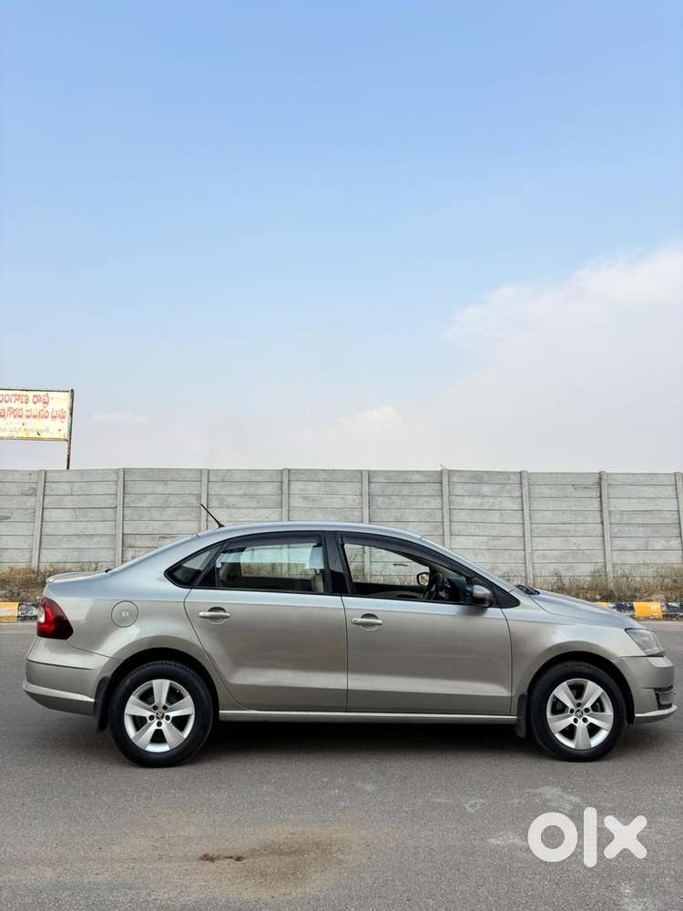 Skoda Rapid 1.5 Tdi Style/1.5 At Style, 2017, Diesel