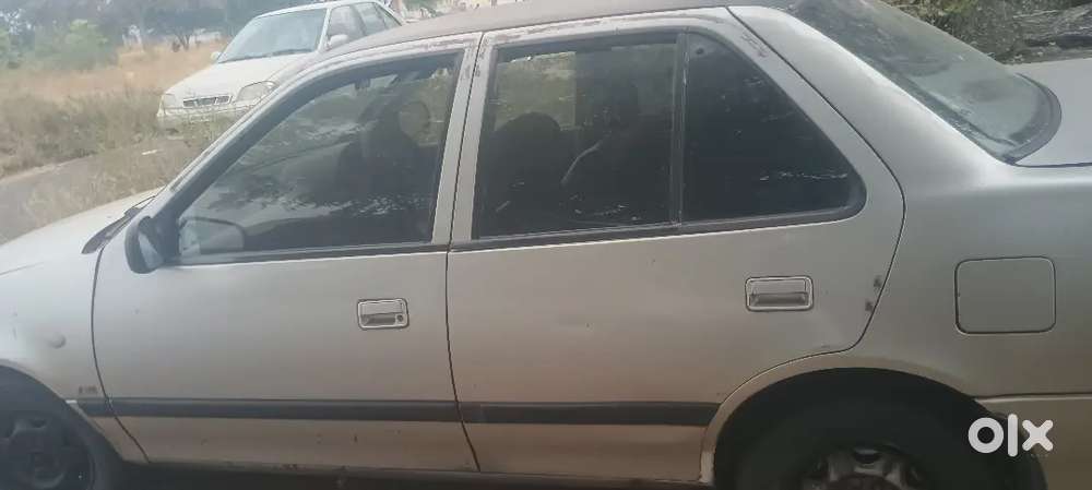 Maruti Esteem Vxi 2005