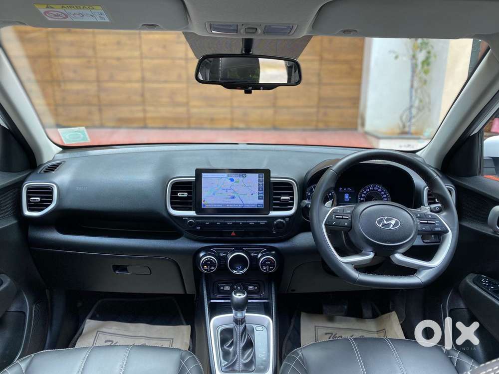 Hyundai Venue 1.0 SX (O) Turbo DCT, 2022, Petrol