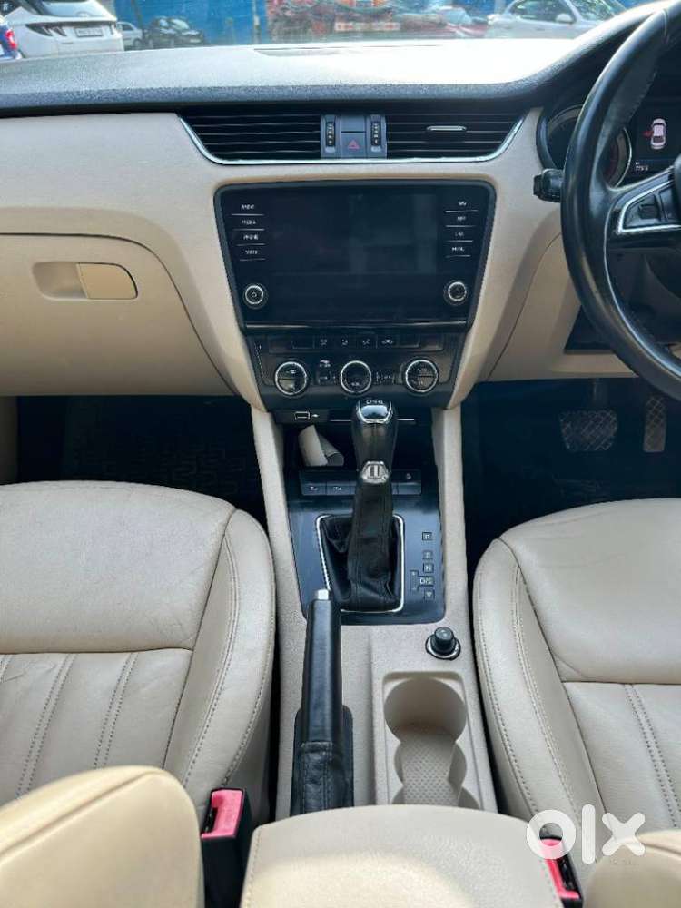 Skoda Octavia 1.8 Tsi At L K, 2018, Petrol