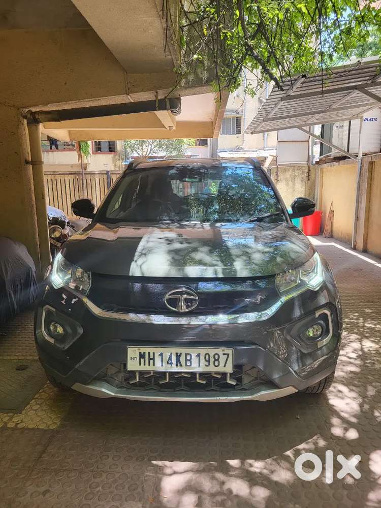 Nexon Petrol Amt With Sunroof 2022 Modle