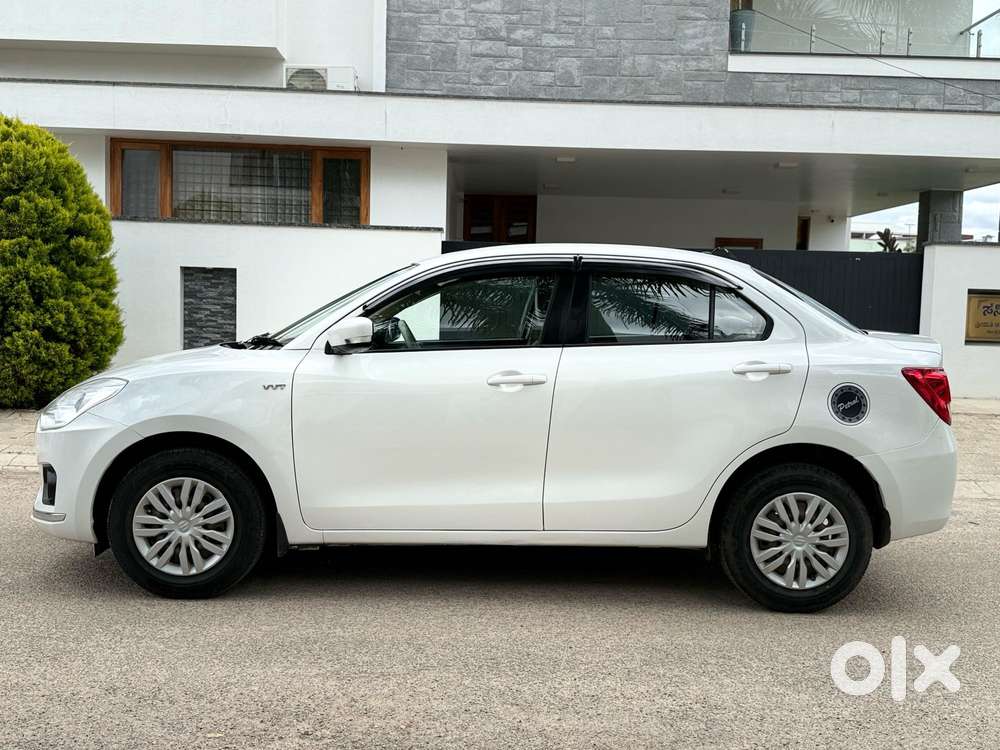 Maruti Suzuki Swift Dzire 1.2 Vxi, 2017, Petrol