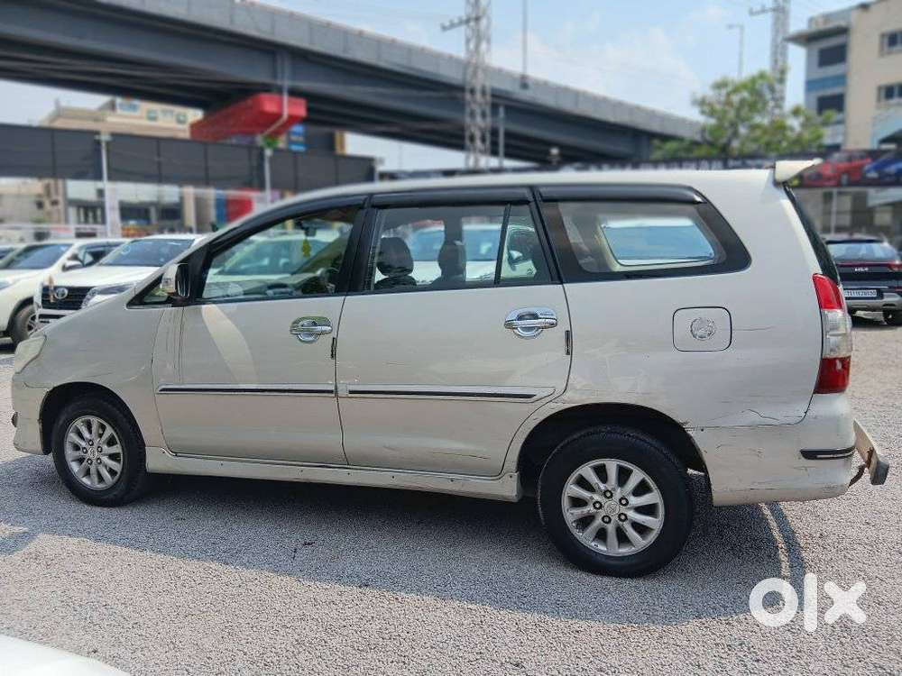 Toyota Innova 2.5 V 7 Str, 2012, Diesel