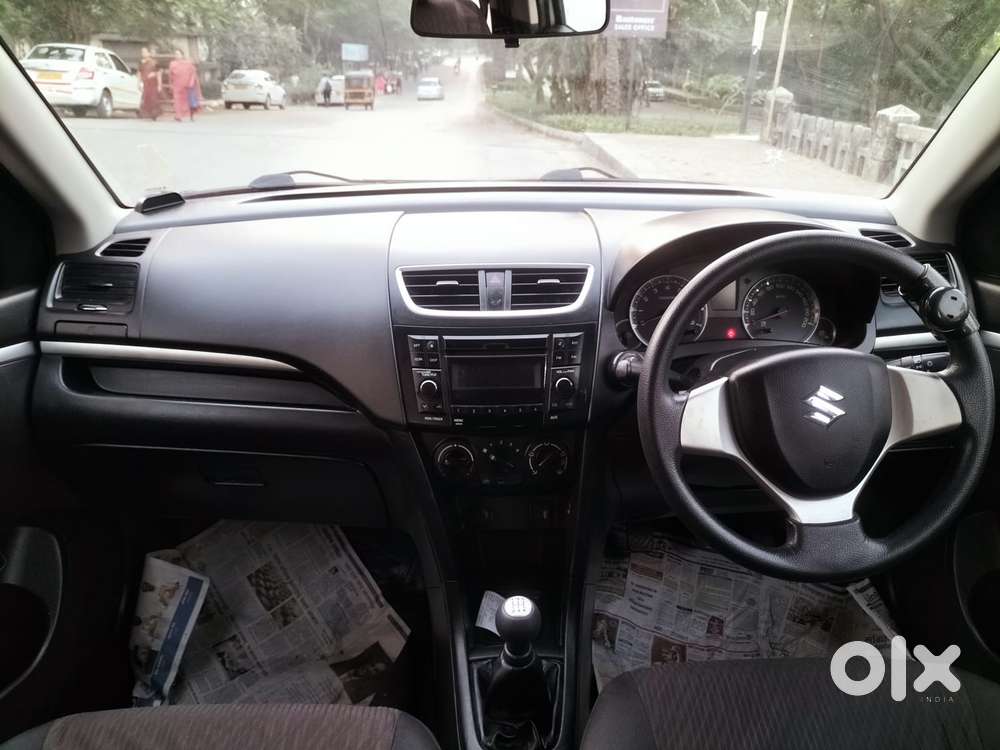 Maruti Suzuki Swift Vxi Optional, 2016, Petrol