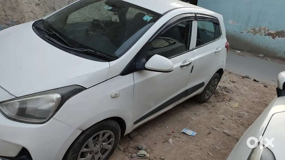 Hyundai Grand I10 2017 Petrol Well Maintained