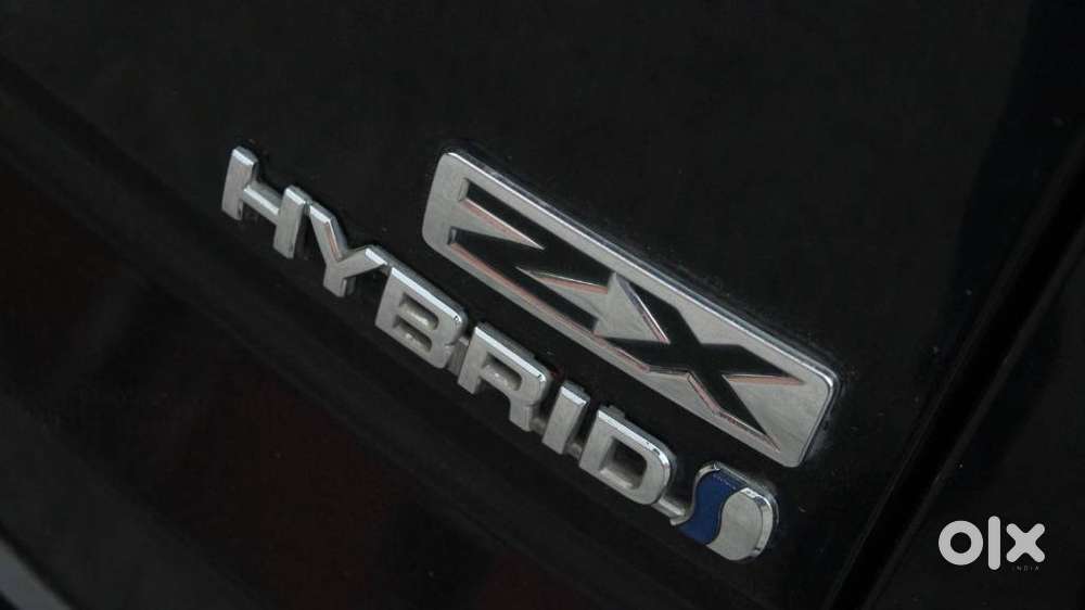 Toyota Innova Hycross 2.0 Vx Hybrid 7 Str, 2024, Petrol