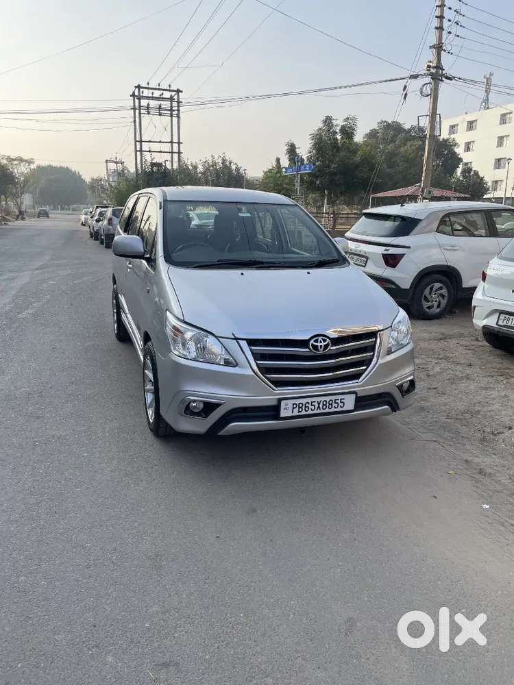 Toyota Innova 2013 Diesel 281000 Km Driven