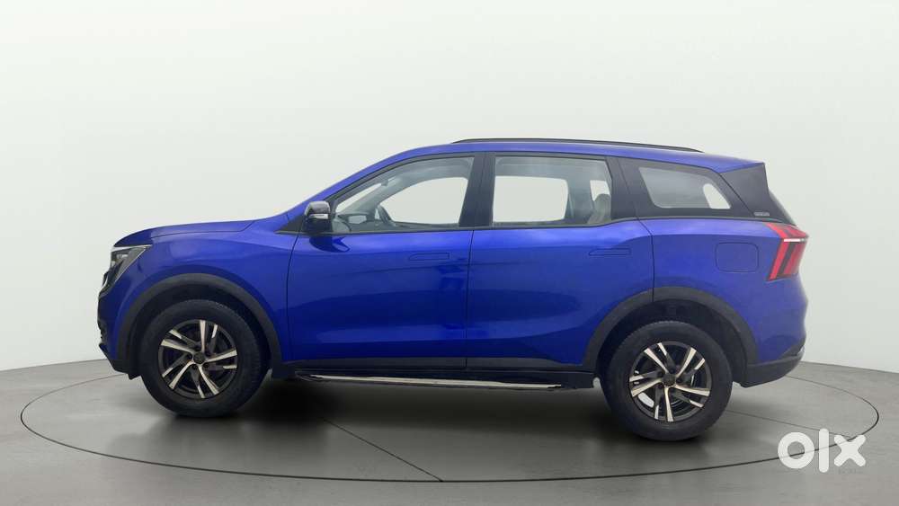Mahindra XUV700 2.0 AX 5 Petrol AT Str, 2022, Petrol