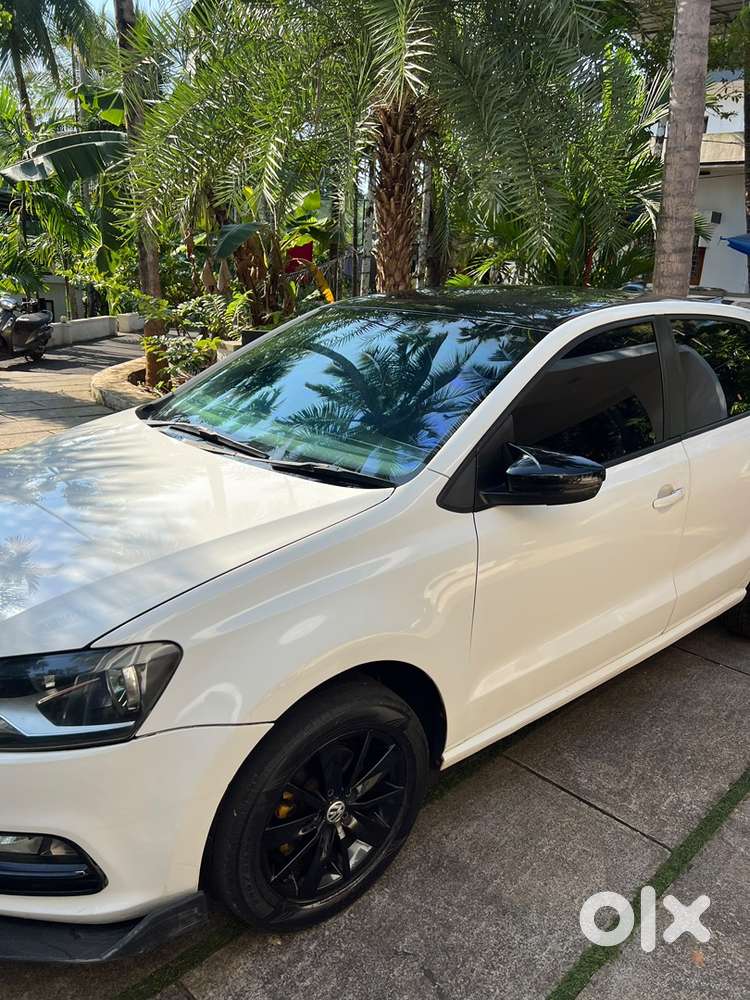 Volkswagen Polo Petrol 2016