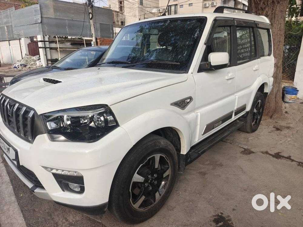 Mahindra Scorpio Classic 2.2 S 11 Mt 7 Str, 2024, Diesel