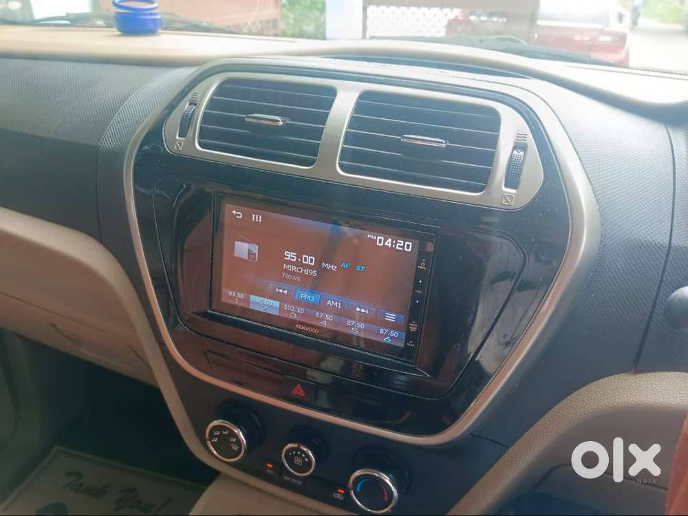 Mahindra Bolero Neo N10 R
