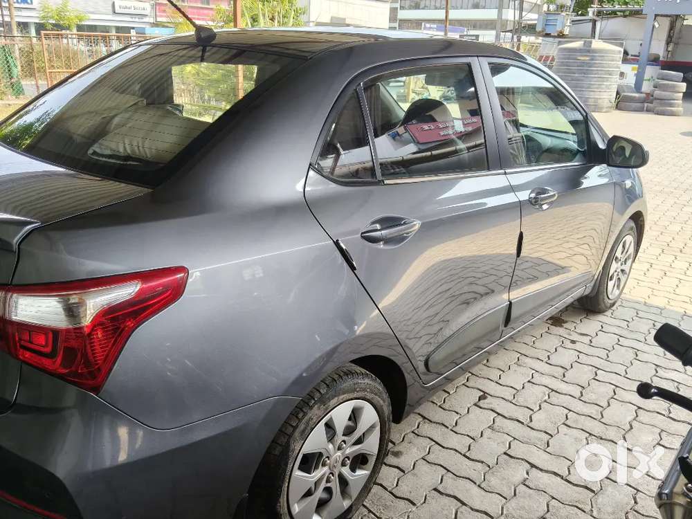 Hyundai Xcent 2018 Petrol 26700 Km Driven