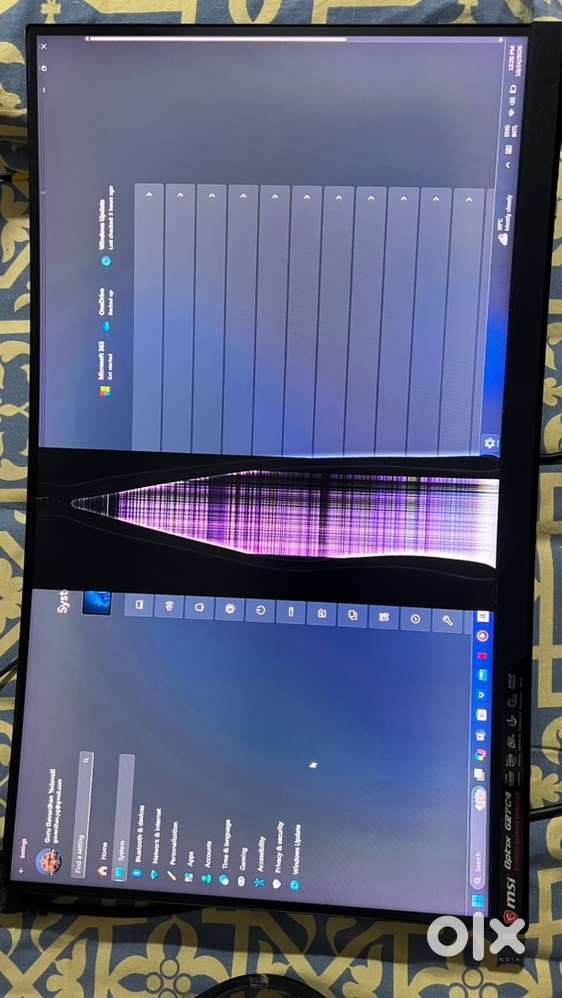 MSI 27 inch gaming monitor (display damaged)