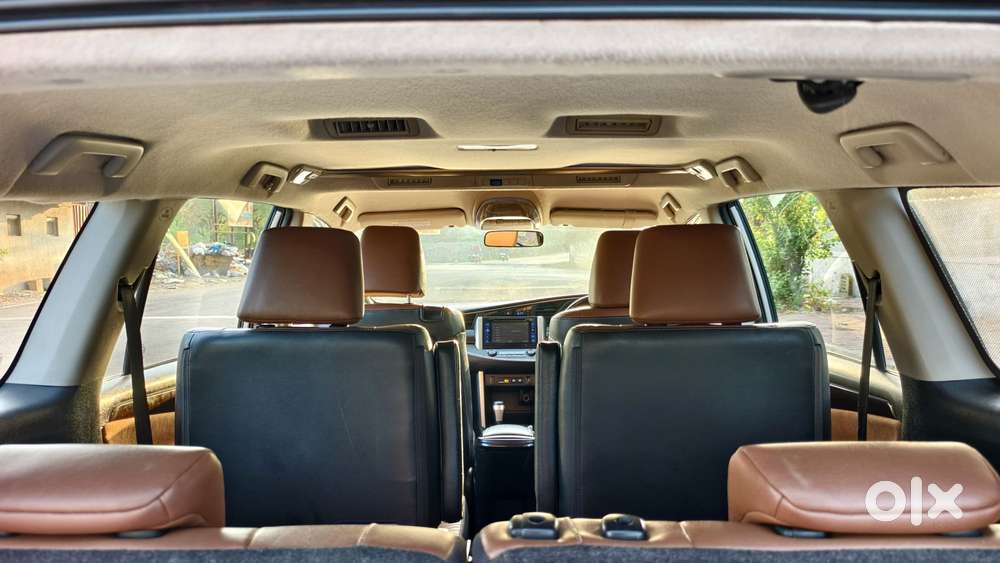 Toyota Innova Crysta 2.8z Automatic, 2017, Diesel