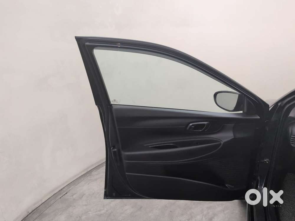 Hyundai I20 Sportz 1.2 Ivt, 2023, Petrol
