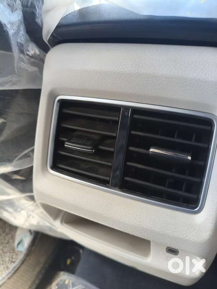 Mahindra Xuv 3xo 2024 Petrol 15000 Km Driven
