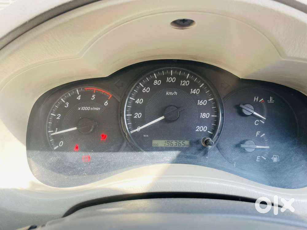 Toyota Innova 2.5 Gx 7 Seater Bs Iv, 2014, Diesel