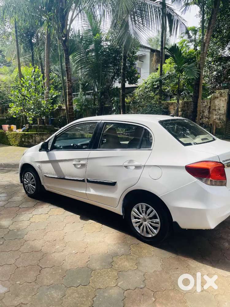 Honda Amaze 2014 Diesel Well Maintained