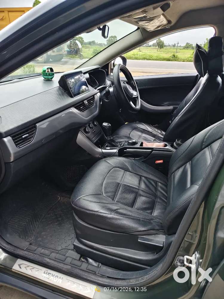 Tata Nexon Revotron 2025 Manual Petrol