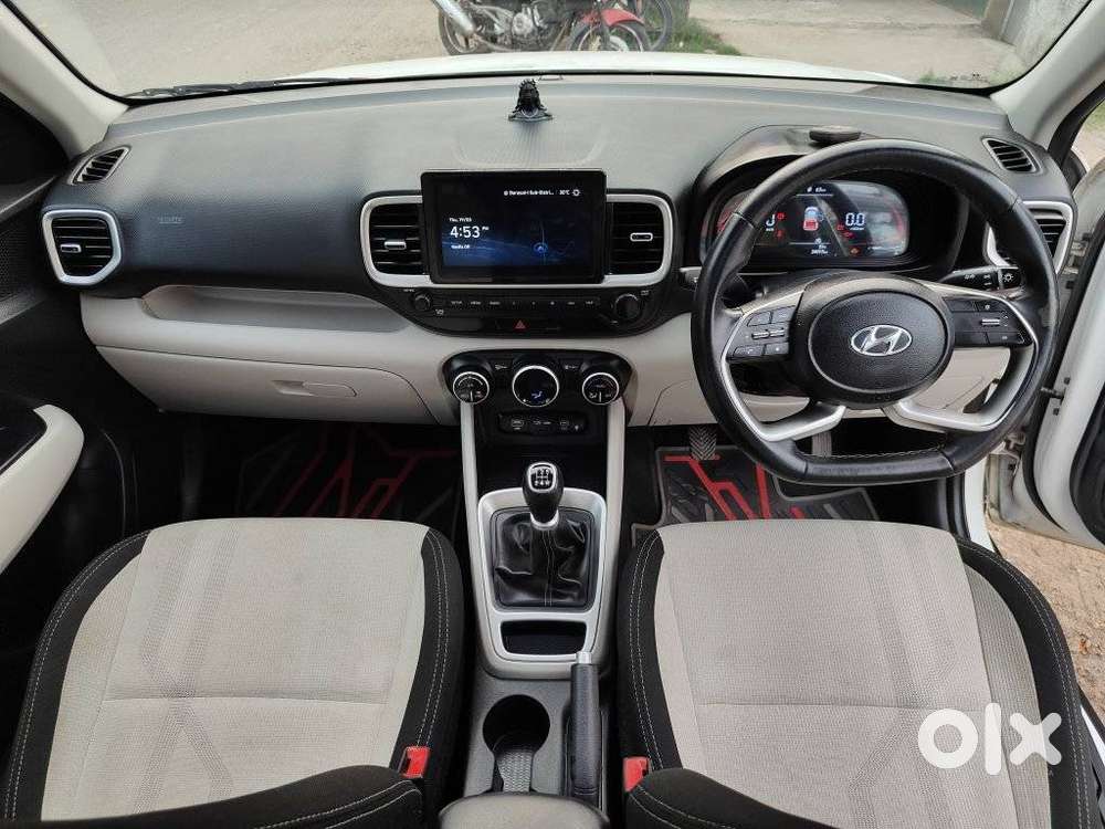 Hyundai Venue Sx, 2024, Petrol