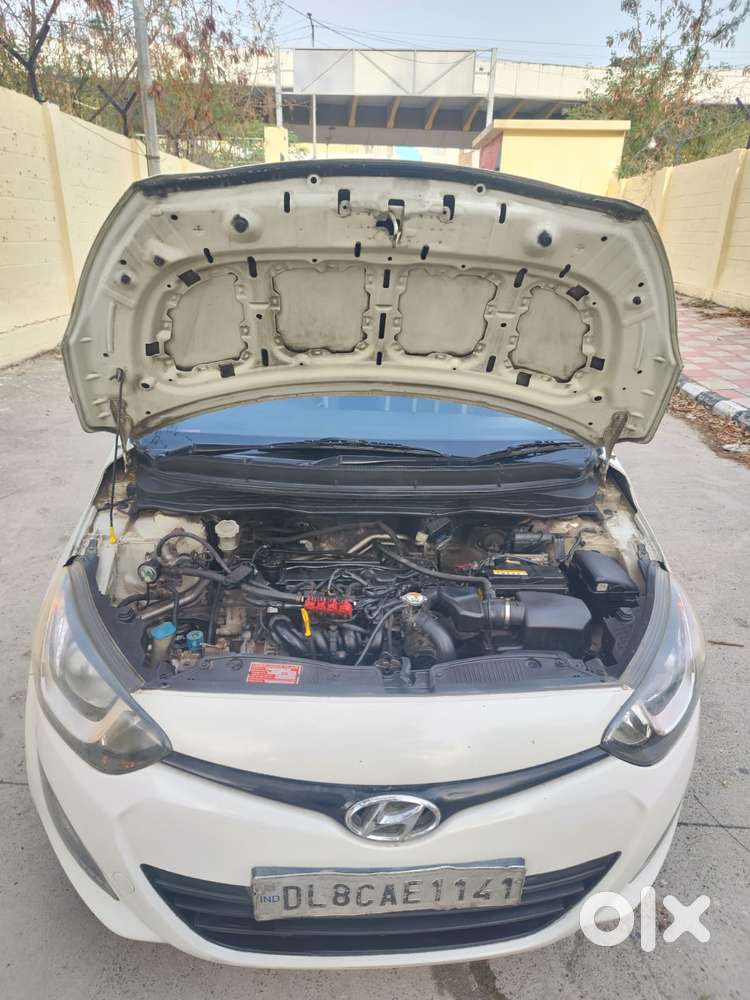Hyundai I20 Sportz 1.2 Bs-iv, 2013, Cng & Hybrids