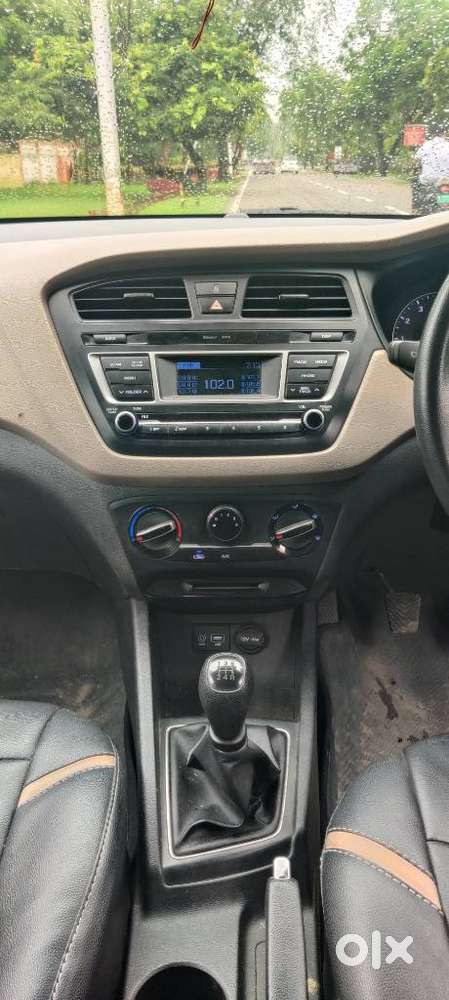Hyundai Elite I20 Sportz (o) 1.2, 2015, Petrol