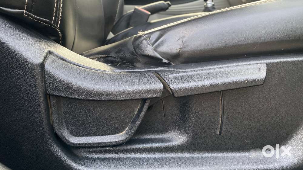 Hyundai New I20 1.2 Asta (o) Mt, 2023, Petrol