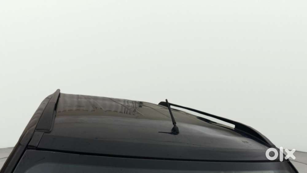 Mahindra Tuv 300 Mhawk100 T8, 2017, Diesel