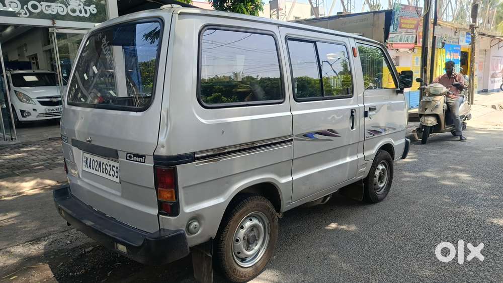 Maruti Suzuki Omni Mpi Std Bsiv, 2012, Petrol