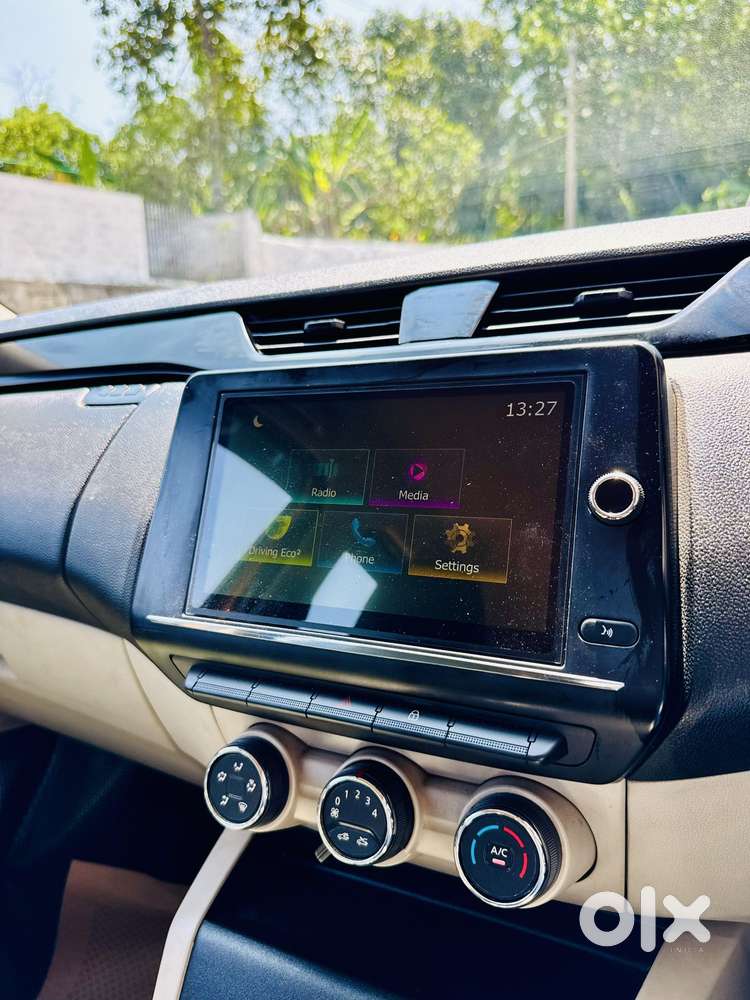 Renault Triber Rxt, 2020, Petrol