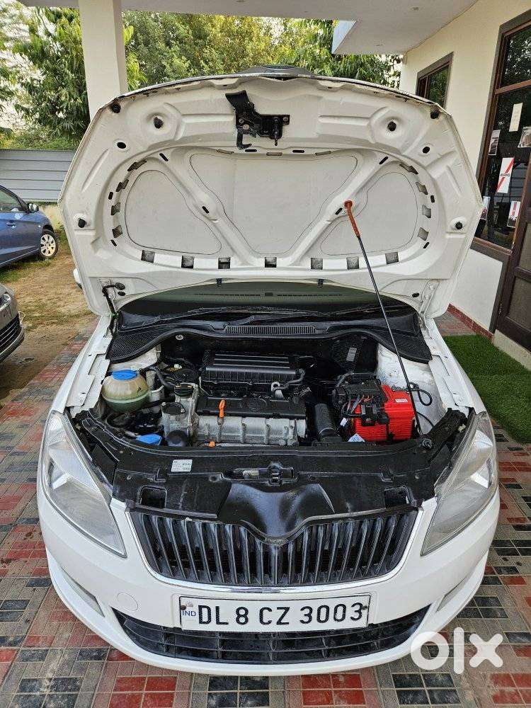 Skoda Rapid 1.6 Mpi At Elegance, 2013, Petrol