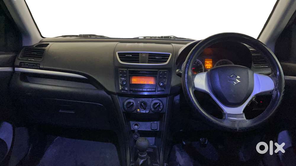 Maruti Suzuki Swift Vxi, 2016, Petrol