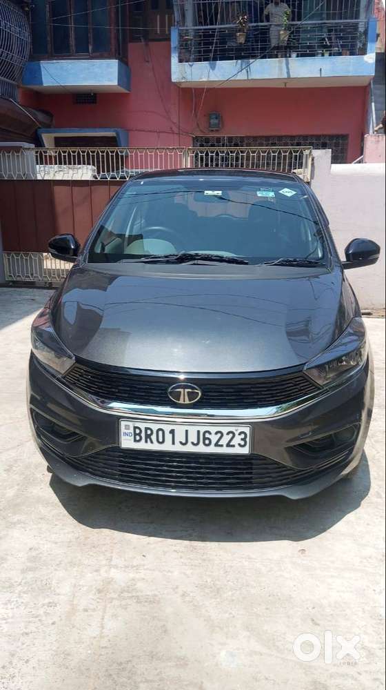 2025 Tata Tiago Xt Dual Cng Only 11200 Km