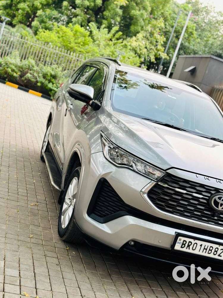 Toyota Innova Hycross 2.0 Vx Hybrid 7 Str, 2023, Petrol