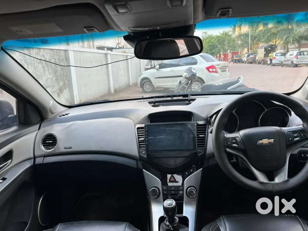 Chevrolet Cruze Ltz
Model : 2012
Insurance : Valid✅
Owner : 3rd
Fuel :