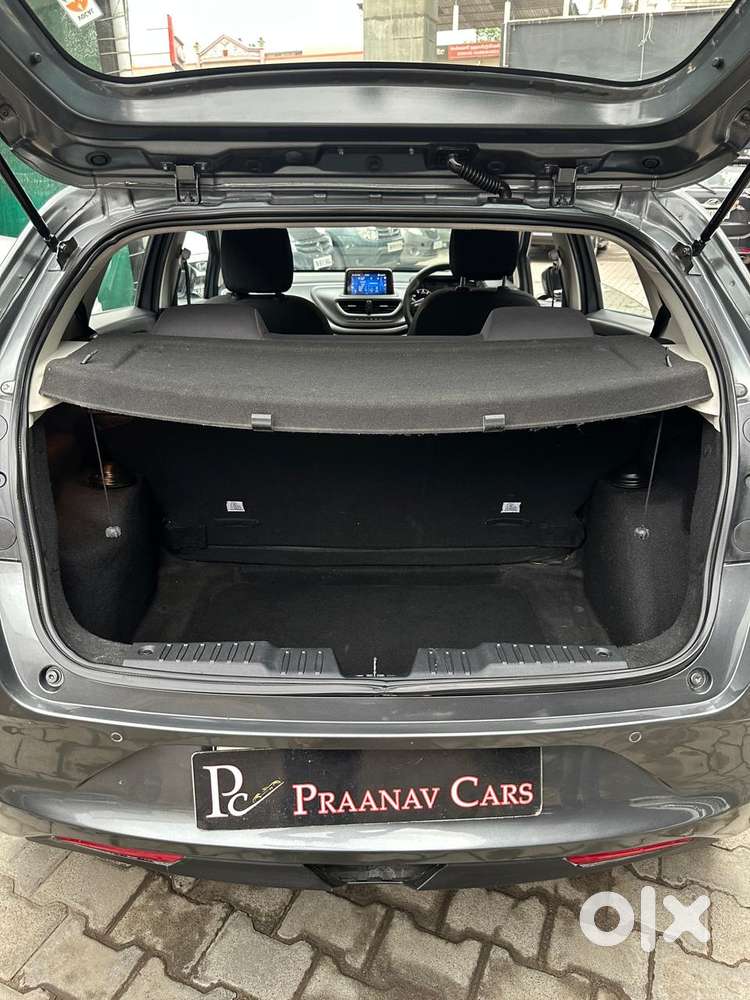 Tata Altroz 1.2 Xt, 2023, Petrol