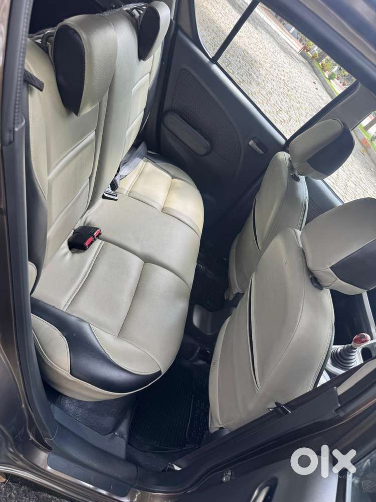 Maruti Suzuki Ritz Vxi, 2014, Petrol