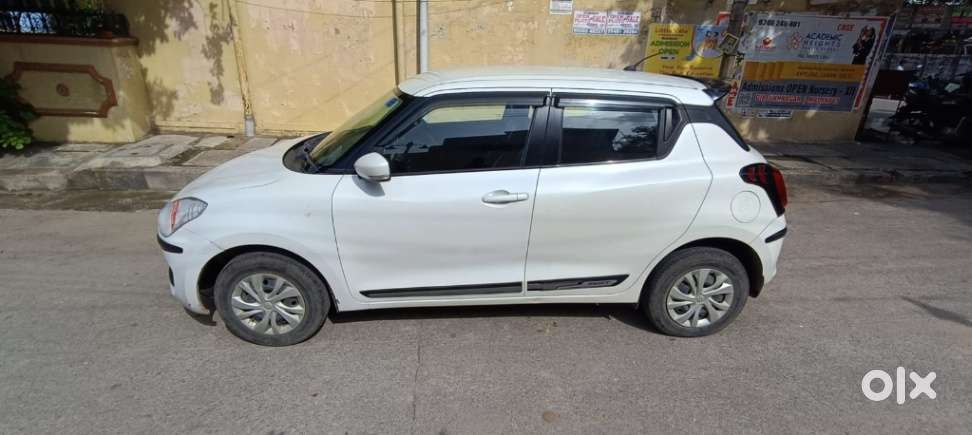 Maruti Suzuki Swift Vxi Ags, 2020, Petrol