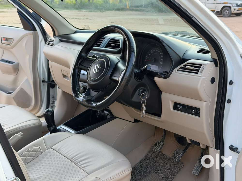 Maruti Suzuki Swift Dzire 1.2 Tour S Cng, 2023, Cng & Hybrids