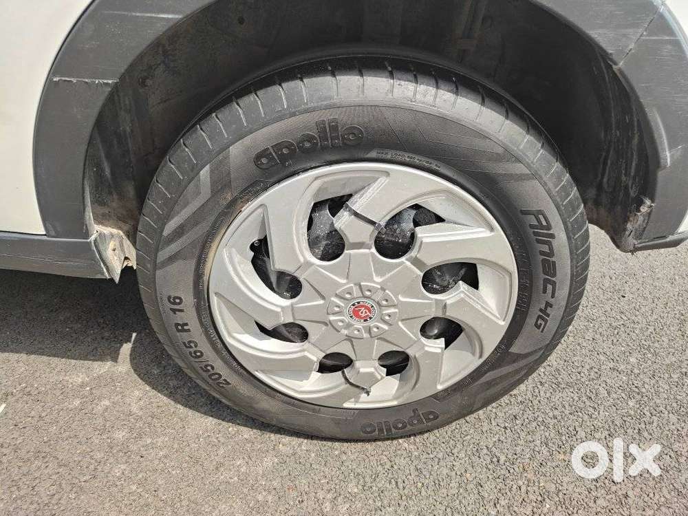 Tata Nexon 1.2 Revotron Xm (s), 2020, Petrol