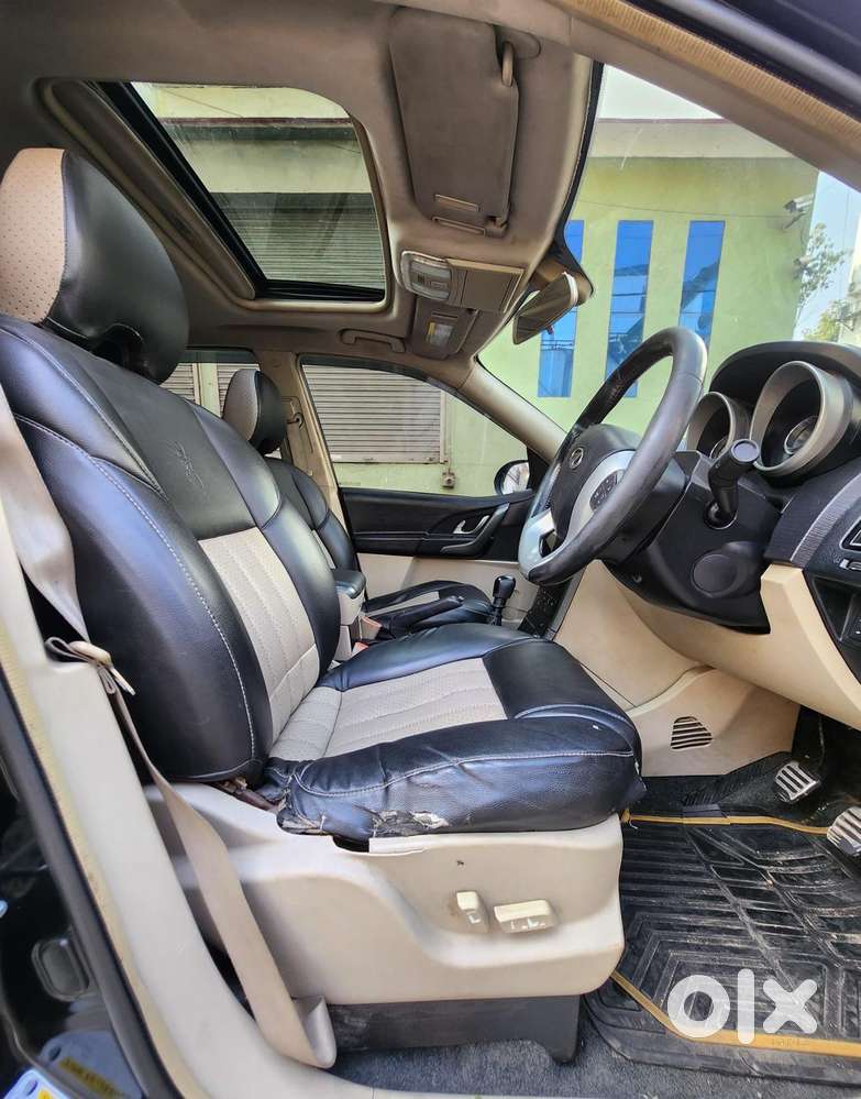 Mahindra Xuv500 W10 2wd, 2015