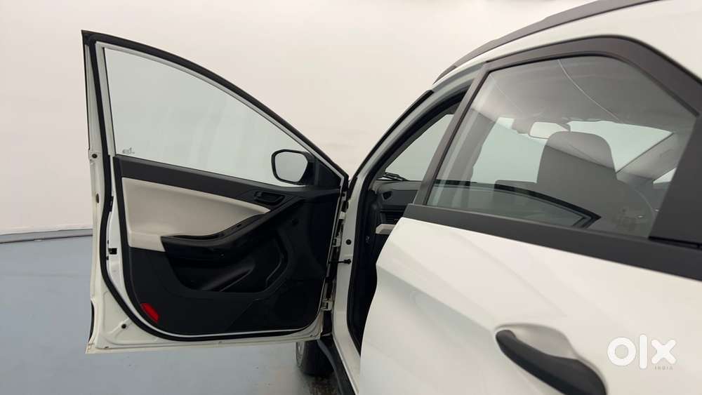 Tata Nexon Pure (s) 1.2 Petrol 6amt, 2024, Petrol