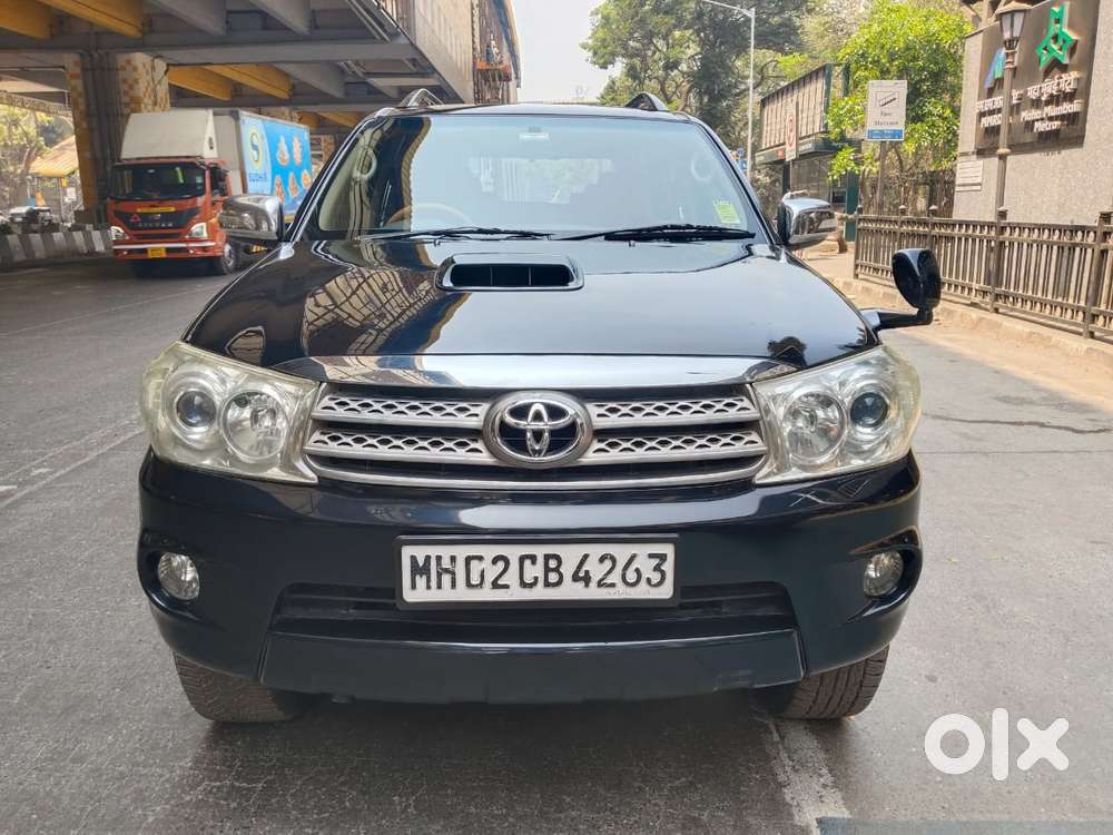 Toyota Fortuner 3.0 4x4 Manual, 2011, Diesel